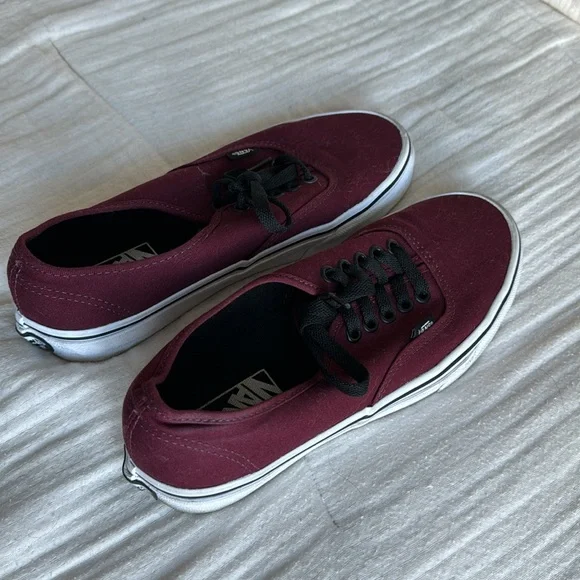 Maroon Vans - Picture 5 of 5